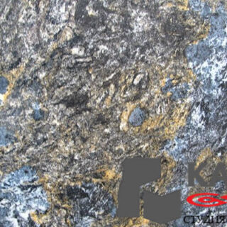 Натуральный камень гранит Cosmic Gold (серый)